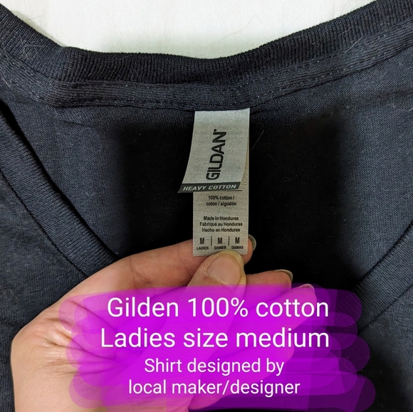 Garth Brooks, ladies med, T shirt, BNWOT - Picture 4 of 6